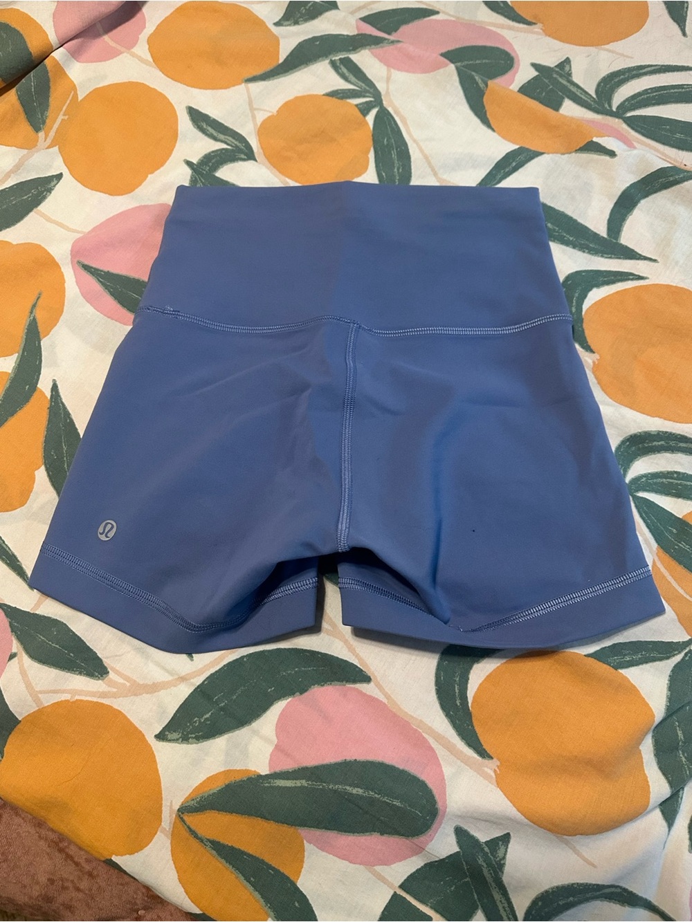 Lululemon Wunder Train no line high rise shorts size 4 blue